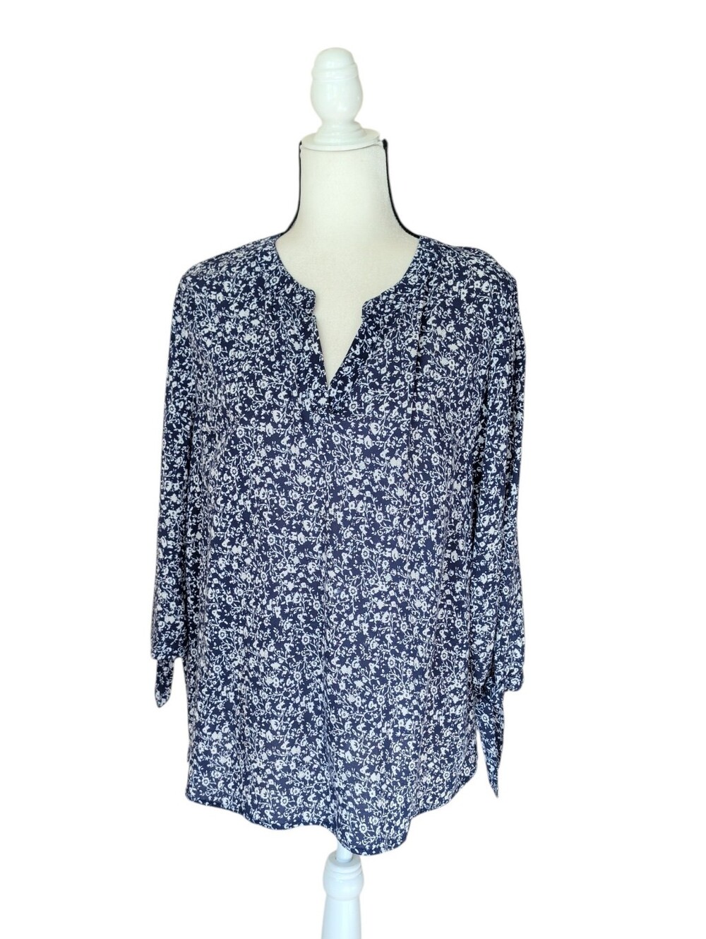 Jones & Co. Floral V-Neck Tunic Blouse 1X Navy White Peasant Top